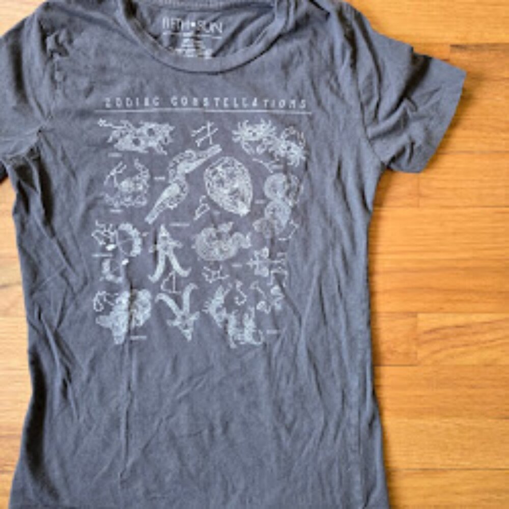 Zodiac Constellation Graphic Tee – Fifth Sun (M)